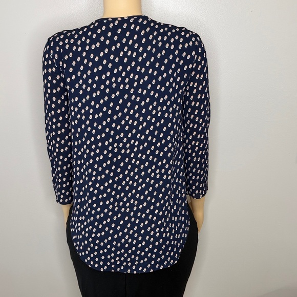 Ann Taylor Blouse Size Small - Picture 9 of 15